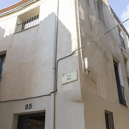 Casa De Poble Termes Romanes